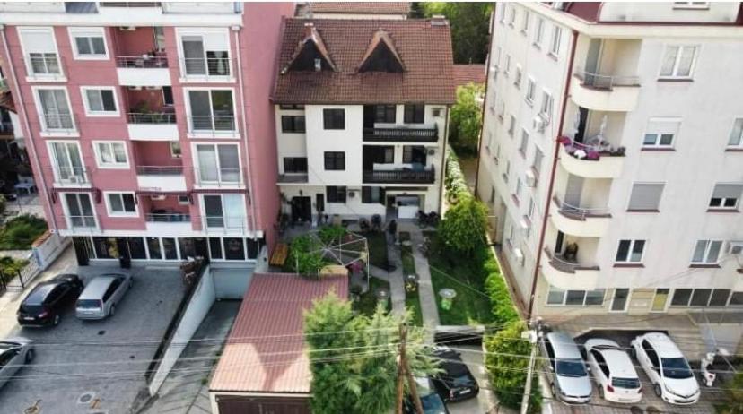 Nordic Hostel N-Box Skopje Eksteriør bilde