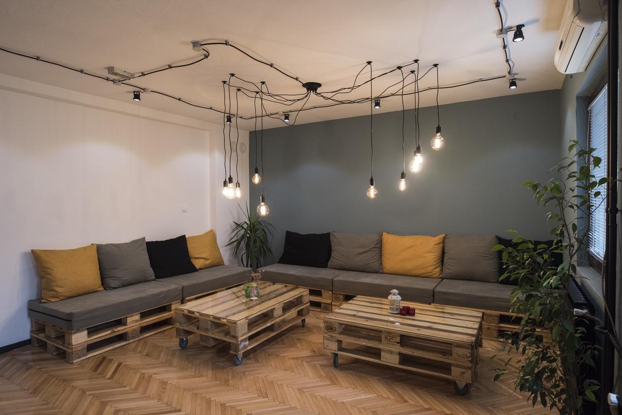 Nordic Hostel N-Box Skopje Eksteriør bilde