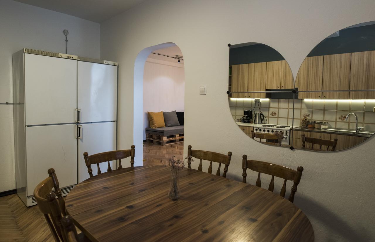 Nordic Hostel N-Box Skopje Eksteriør bilde